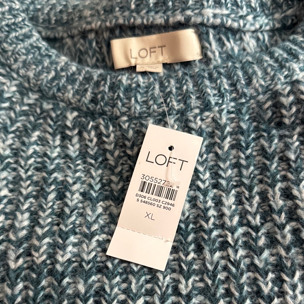 LOFT Teal and White Knit Pullover